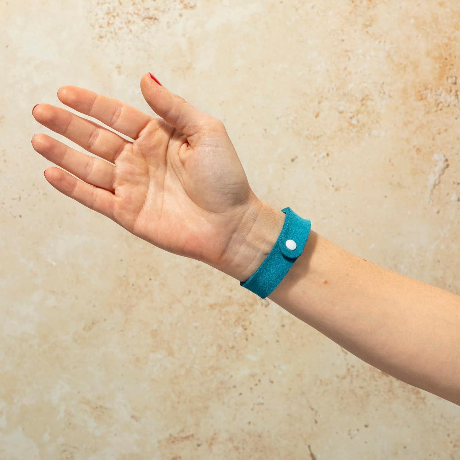 imageCliganic Mosquito Repellent Bracelet Duo DEET Free